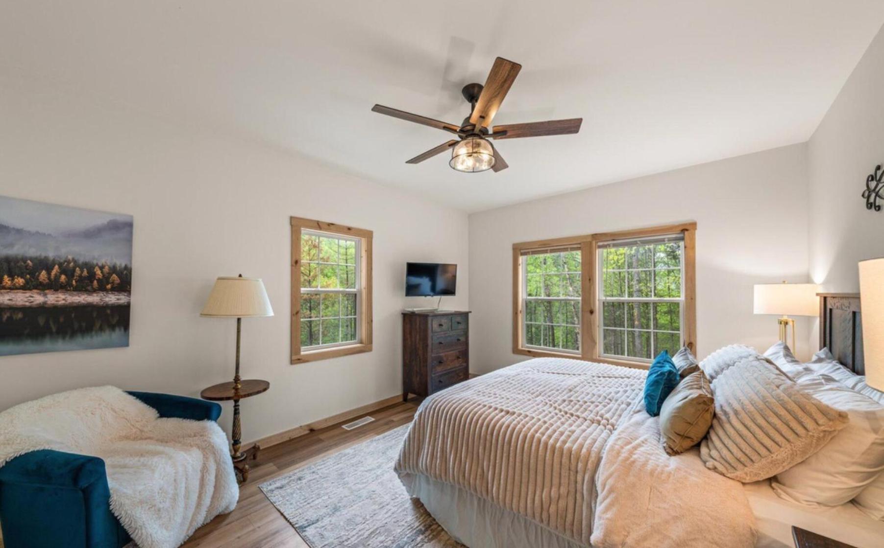 Luxe Retreat - June Sale! - Easy Drive - Xl Swim Spa - Award Winning! Sevierville Zewnętrze zdjęcie